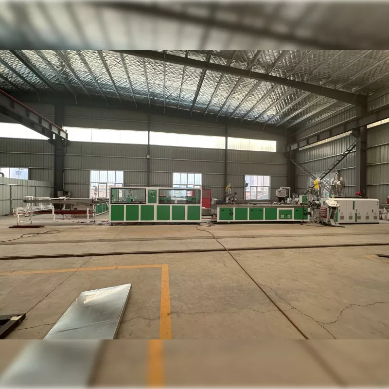 PVC Outdoor Co-Extrusion Floor Peralatan Produksi